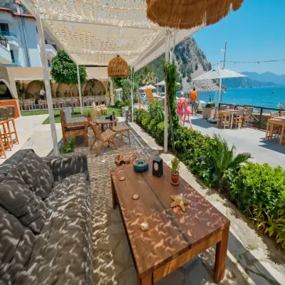 Diplomat Hotel