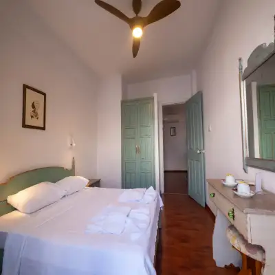 Diplomat Hotel