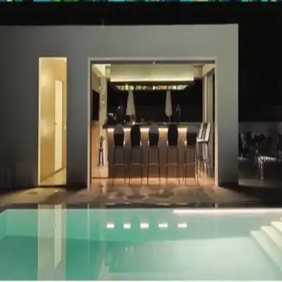 Natalie's Hotel