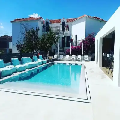 Natalie's Hotel