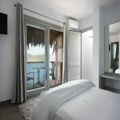 Greco Philia Luxury Suites & Villas