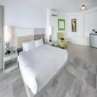Greco Philia Luxury Suites & Villas