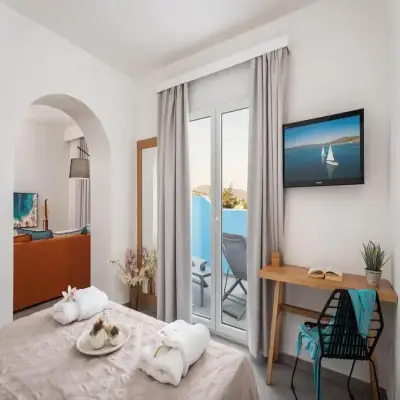 Naftilos Hotel - Samos