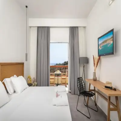 Naftilos Hotel - Samos
