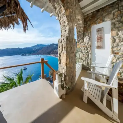 Greco Philia Luxury Suites & Villas