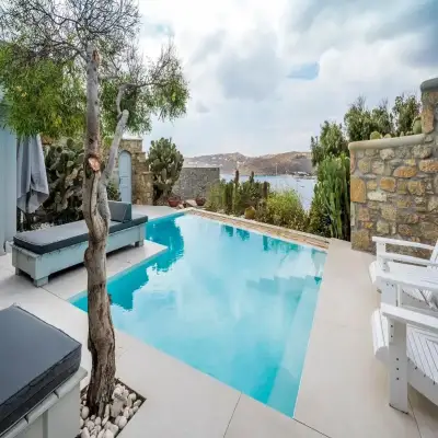 Greco Philia Luxury Suites & Villas