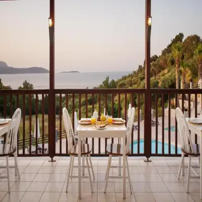 Naftilos Hotel - Samos