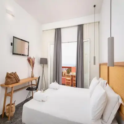 Naftilos Hotel - Samos