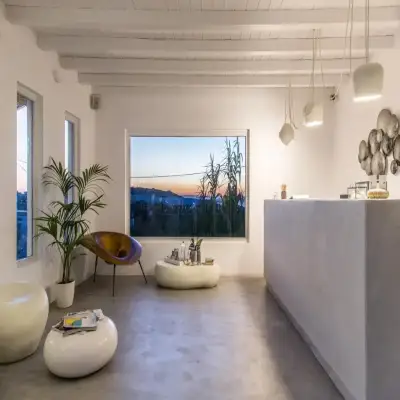 Ostraco Suites Hotel