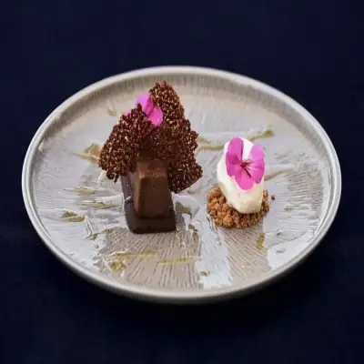 Yria Island Boutique Hotel & Spa