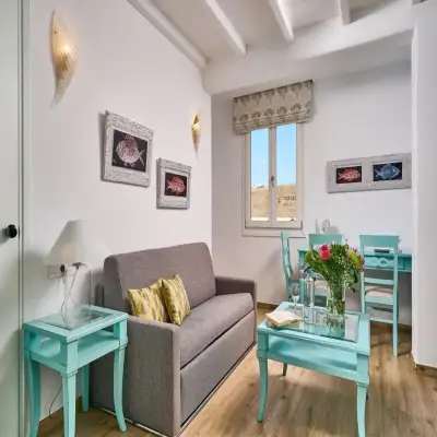 Arte & Mare Elia Luxury Suites & Villas