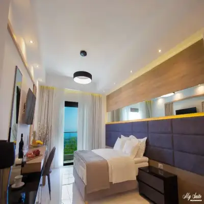 My Suite Boutique Hotel