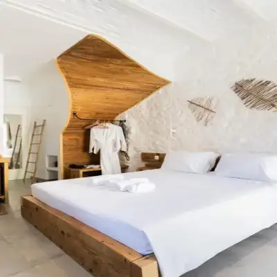 MY Volissos Apartments