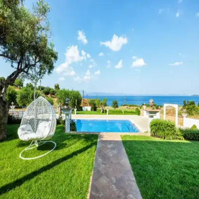Villa D'Oro - Luxury Villas & Suites