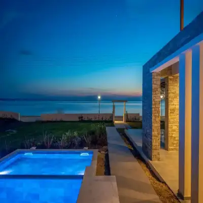 Amyntas Seafront Hotel