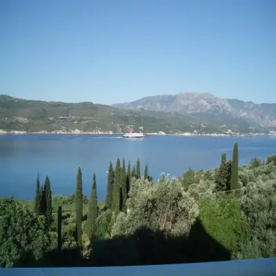 Gera's Olive Grove - Elaionas Lesvou