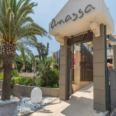 Anassa Hotel