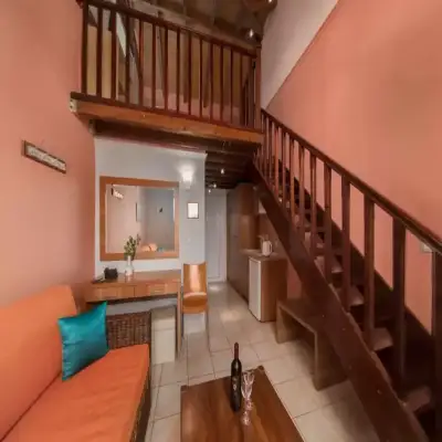 Anassa Hotel