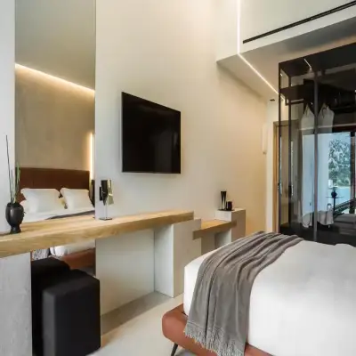 Canale Hotel & Suites