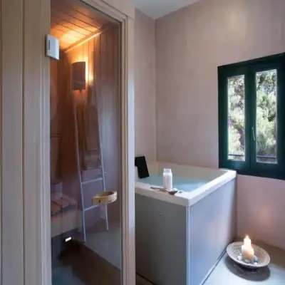 Avra Private Suites