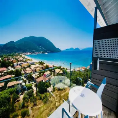 Ponti Beach Hotel