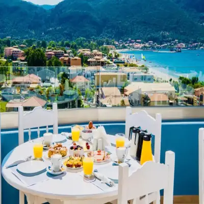 Ponti Beach Hotel