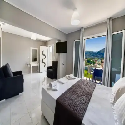 Ponti Beach Hotel