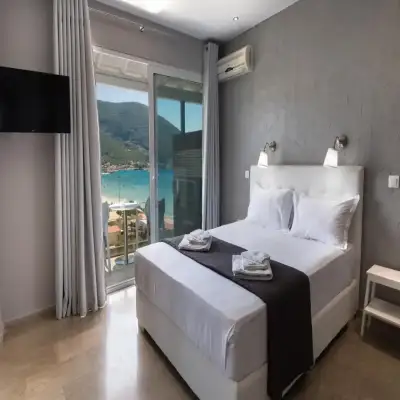 Ponti Beach Hotel