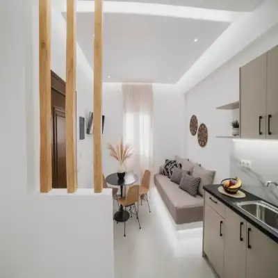 Petros Studios & Suites