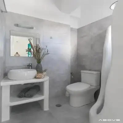 Manios Suites