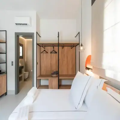 Sandom Hotel
