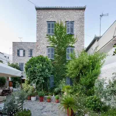 Mistral Hotel