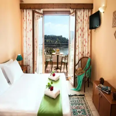 La Luna Hotel