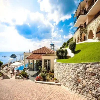 La Luna Hotel