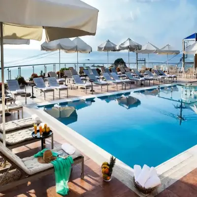 La Luna Hotel