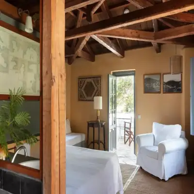 Bratsera Boutique Hotel