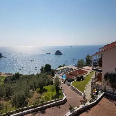 La Luna Hotel