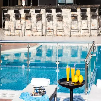 La Luna Hotel