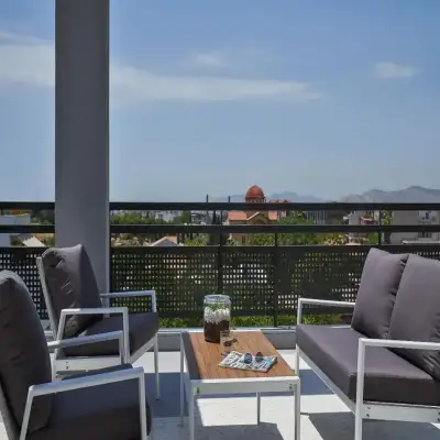 NLH KERAMEIKOS - Neighborhood Lifestyle Hotels