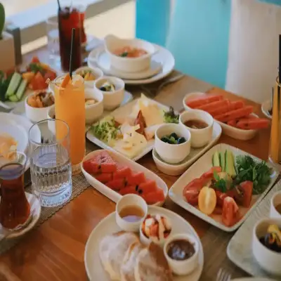 Lavinya Otel