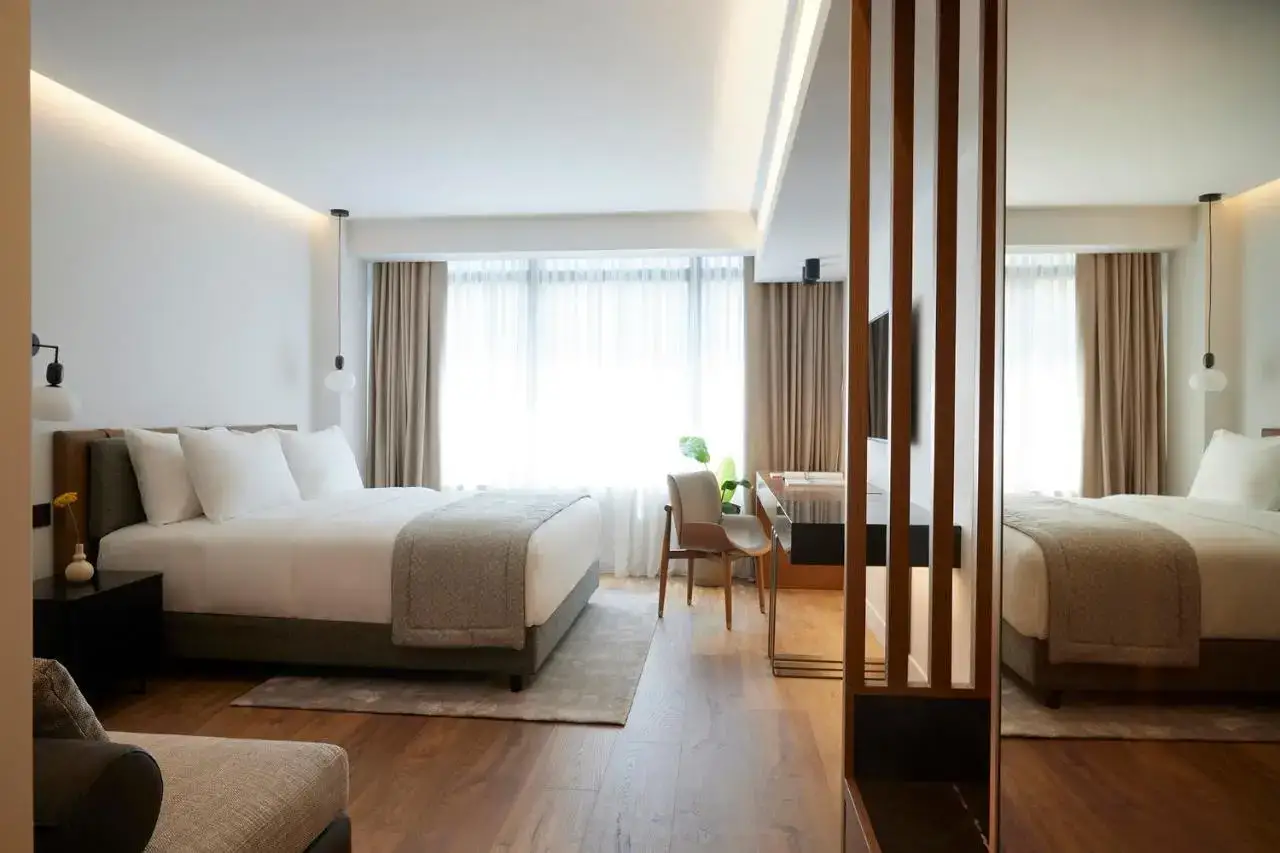 Teight Superior Room