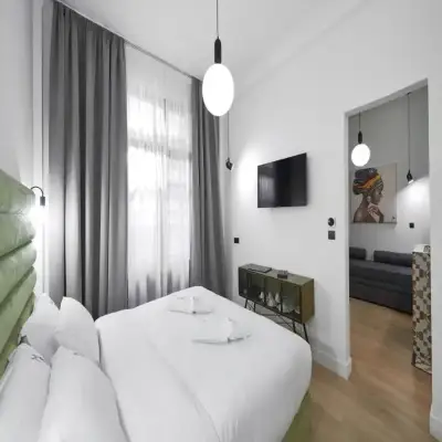 The Maroon Bottle Luxury Suites