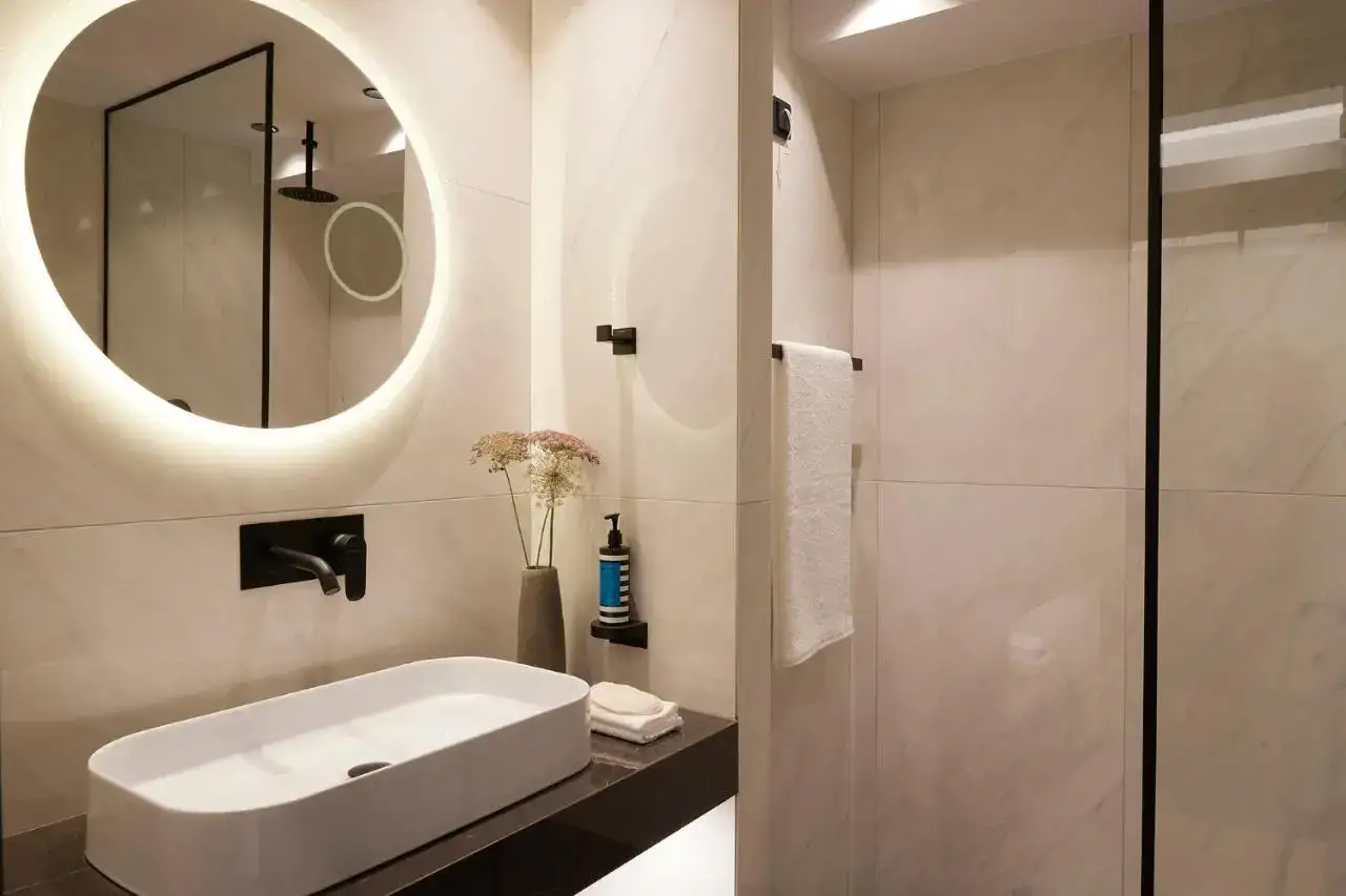 Teight Superior Room