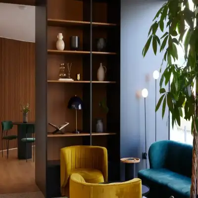 Noa Hotel