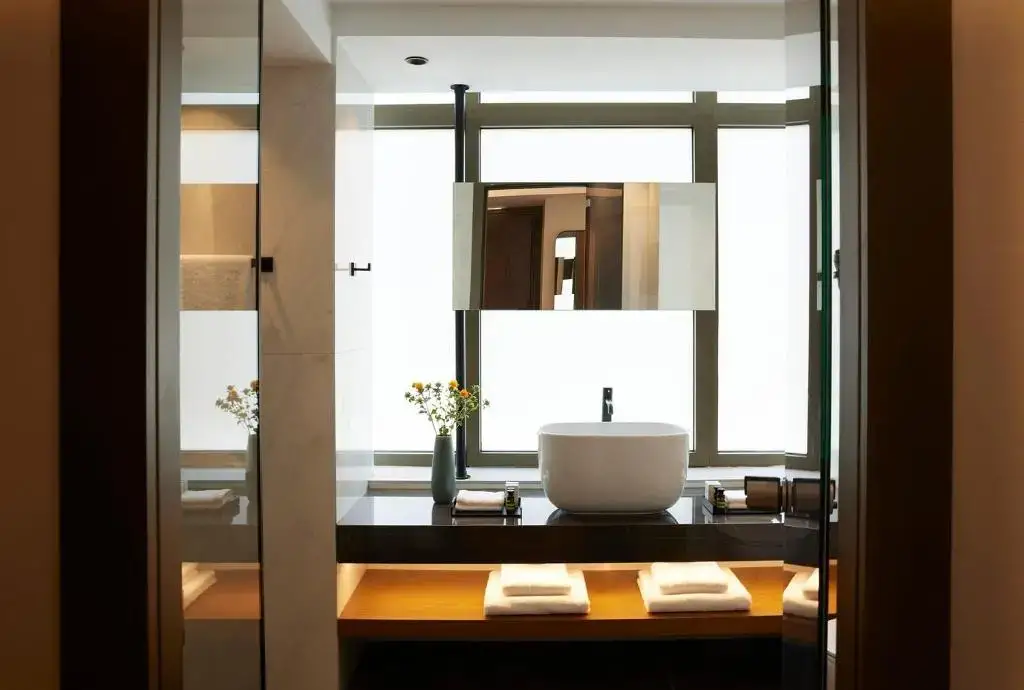 Teight Executive Room