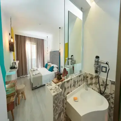 Blue Bottle Boutique Hotel