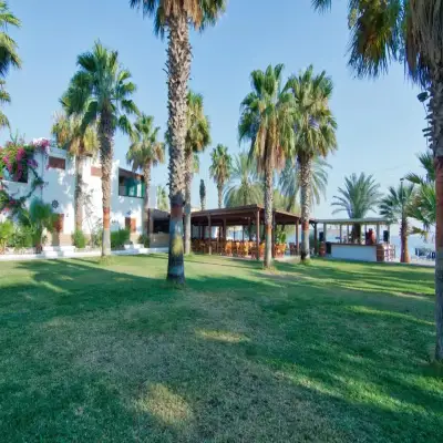 Selvi Beach Otel