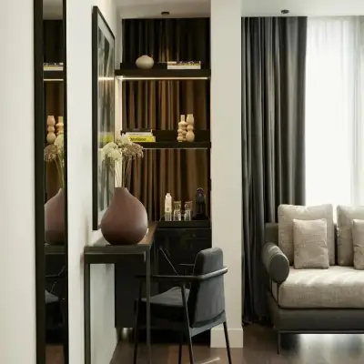Teight Hotel