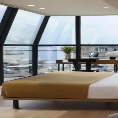 Noa Hotel