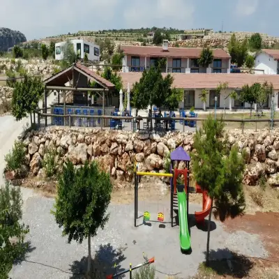 Adamkayalar Holiday Village